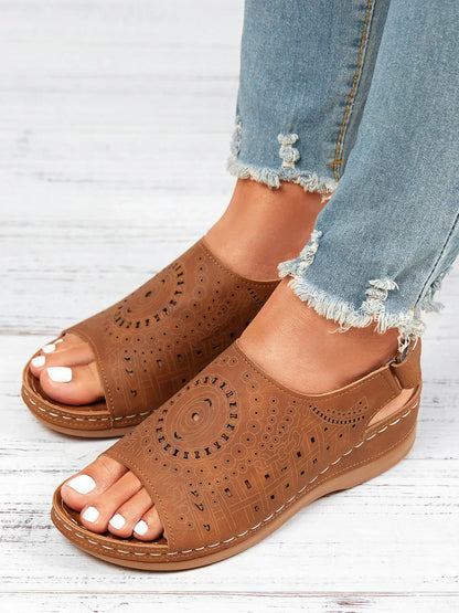 AS | Ethnic Pattern Punched Hollow Velcro Retro Sandały