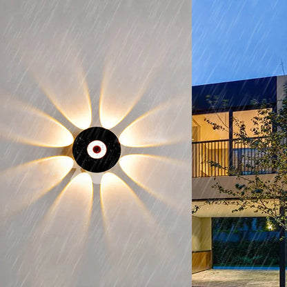 PatioShine - jasna lampa na ścieżkę