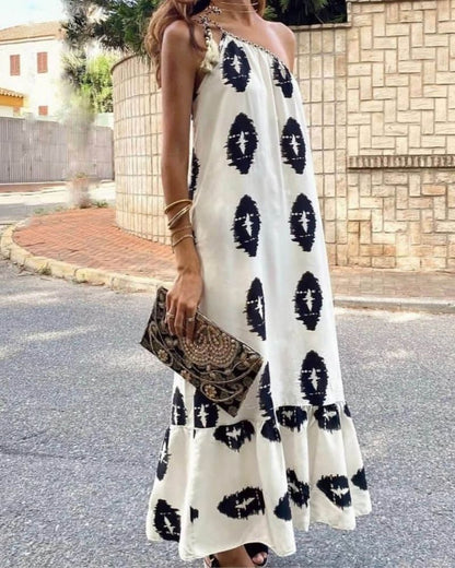 LB | Luźna sukienka maxi na jedno ramię