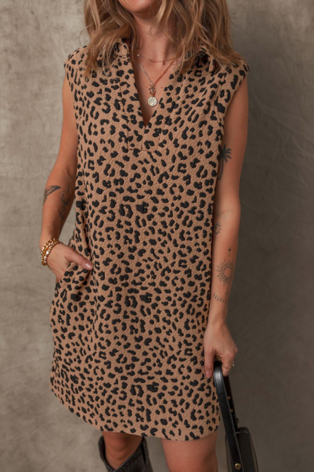 LB | Leopard Johnny Collar Sukienka mini bez rękawów