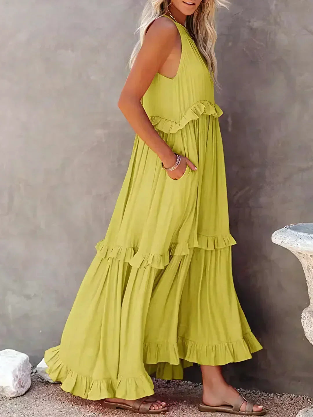 LB | Halter Ruffle Maxi Dress