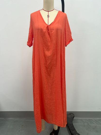 LB | Full Size V-Neck Sukienka midi z krótkim rękawem Plus Size
