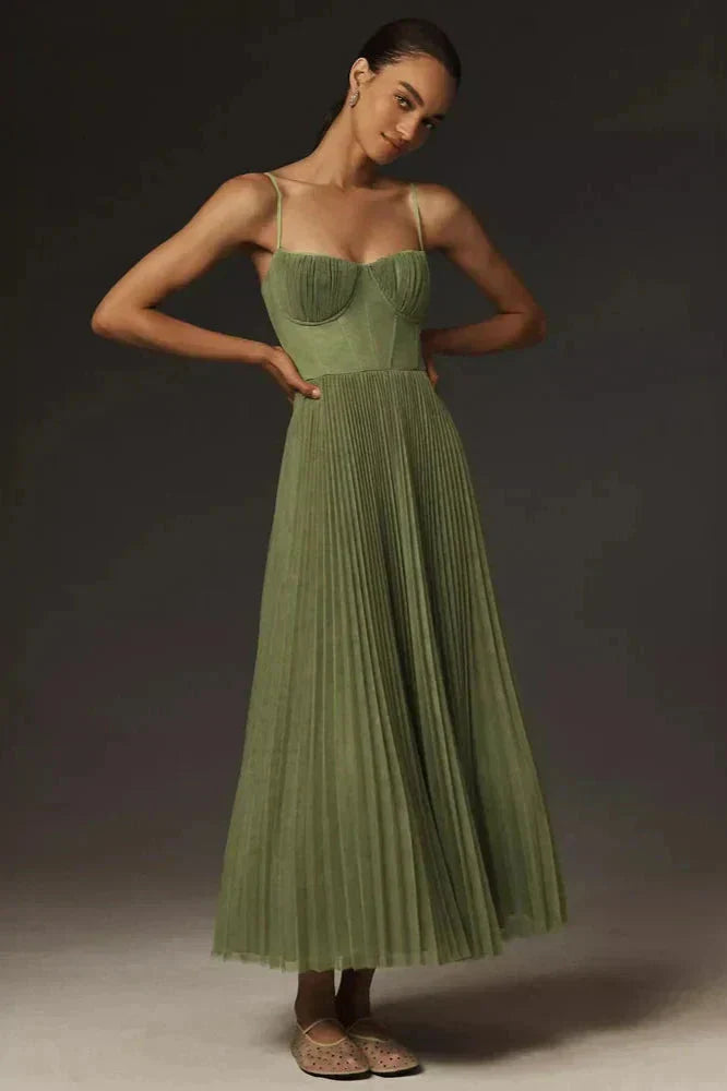 LB | Elegancka plisowana sukienka midi fit & flare