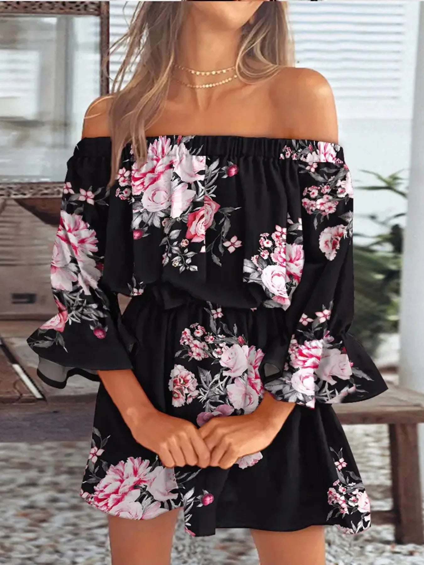 LB | Pełnowymiarowa kwiatowa sukienka mini z falbanką na ramiączkach Plus Size