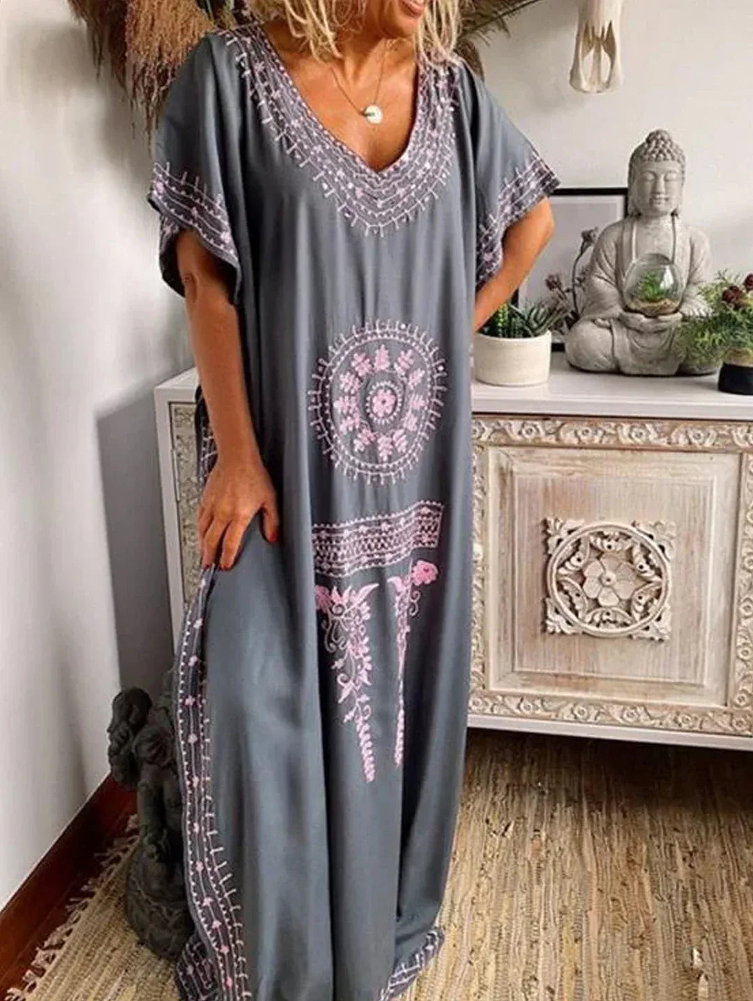 LB | Bohème Sukienka maxi z krótkim rękawem i dekoltem w szpic