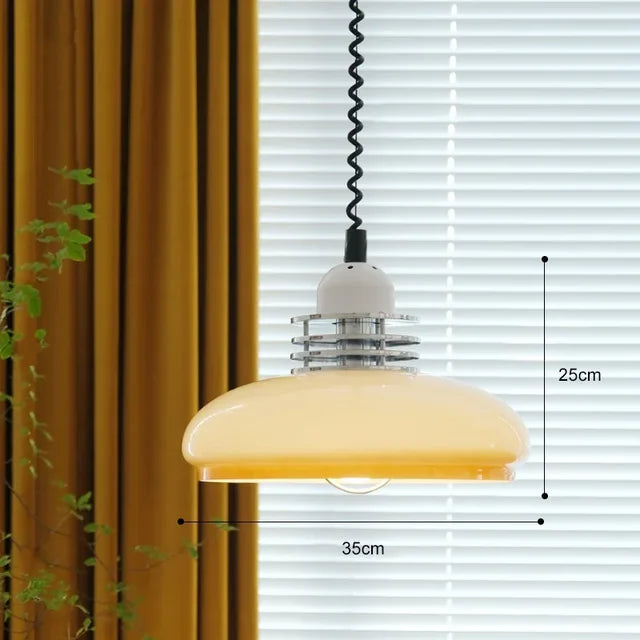 StudyStream - lampa Bauhaus