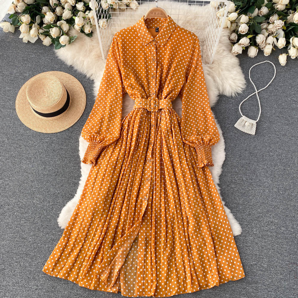 LB | Letnia sukienka maxi w kropki z plisowanymi detalami