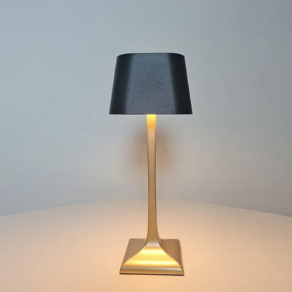 PowerGlow - kwadratowa lampa stołowa USB