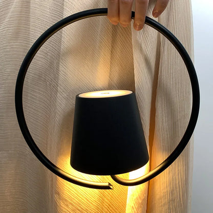 PlushLumina - Przenośna lampa wisząca