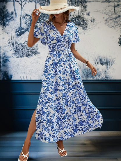 LB | Elegancka sukienka maxi plus size na lato z dekoltem w szpic i lejącą spódnicą