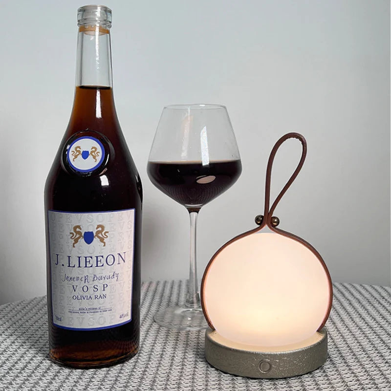 AmbientGlow - Bezprzewodowa lampa stołowa Lantern