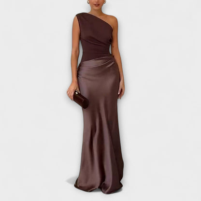 LB | Plisowana sukienka maxi z eleganckim wzorem z odkrytymi ramionami