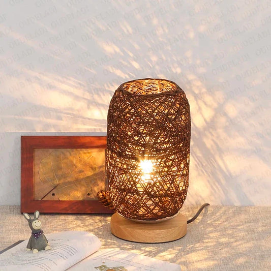 Woodland - drewniana lampa stołowa Rope