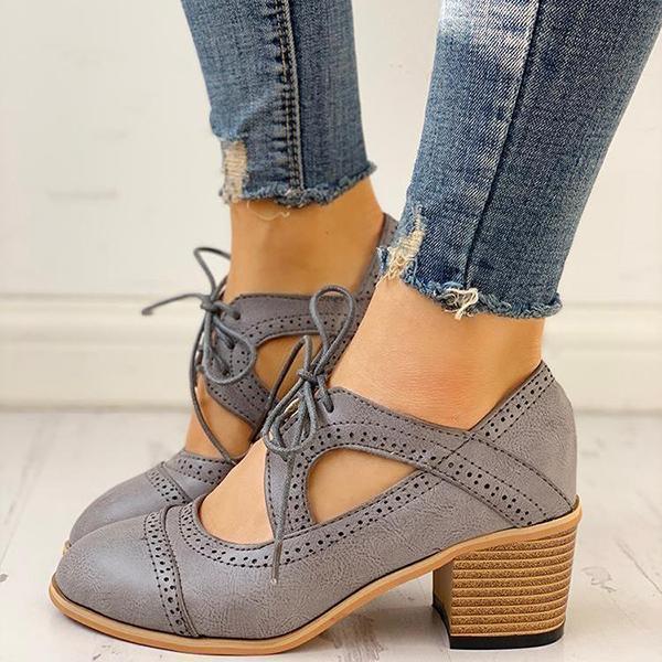 LB | Retro sznurowane buty z wycięciem