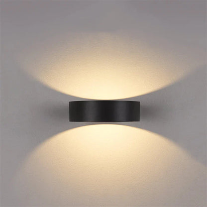 HydroGleam - Wodoodporna lampa ścienna do zastosowań zewnętrznych