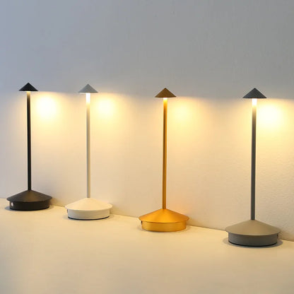 LumiTap - lampa stołowa z czujnikiem dotykowym