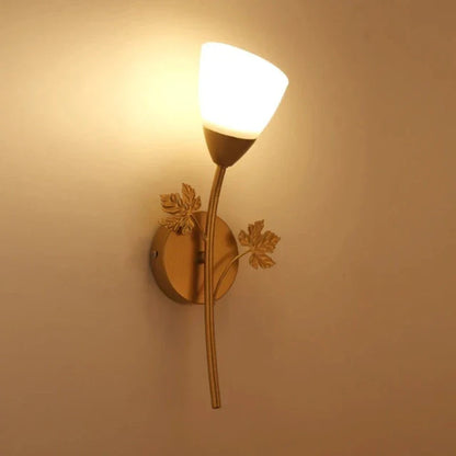 UrbanGlimmer - Żelazna lampa ścienna do korytarza