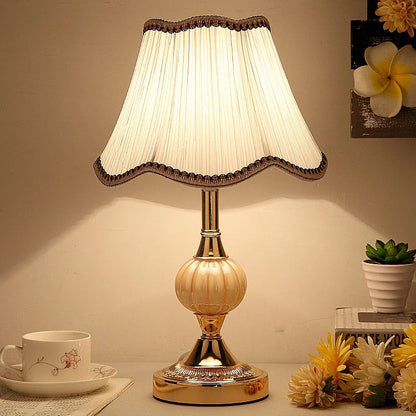VintageNordik - skandynawska lampa stołowa w stylu vintage