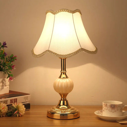 VintageNordik - skandynawska lampa stołowa w stylu vintage