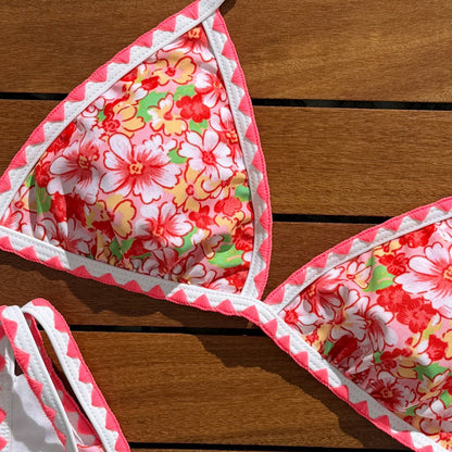 Pociągający i wyrafinowany Bikini