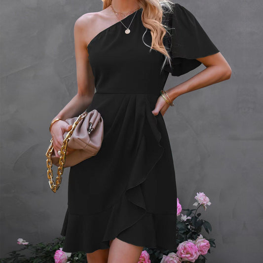 LB | Elegancka sukienka mini na jedno ramię