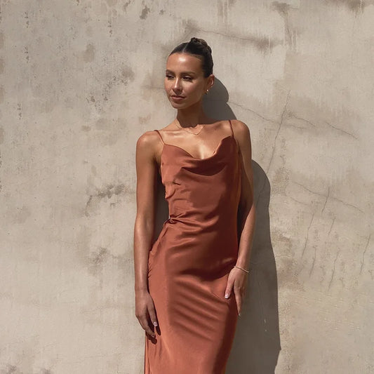 LB | Damska sukienka maxi - Satyna Slim Fit - Okrągły dekolt - Formalna sukienka wieczorowa bez rękawów