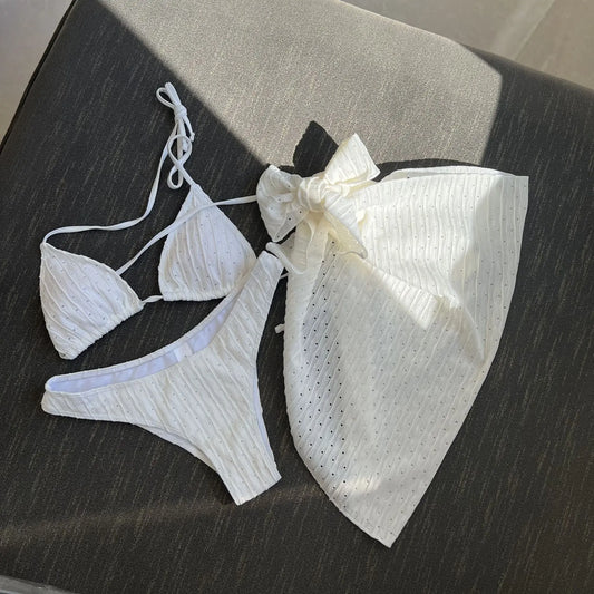 Wypolerowany i figlarny Bikini