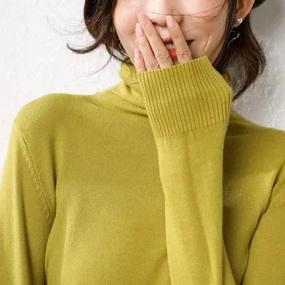 Nowoczesny i minimalistyczny Sweter