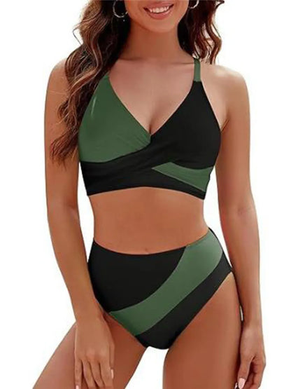 Wypolerowany i figlarny Bikini