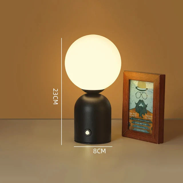 EcoGlow - ładowalna latarnia stołowa