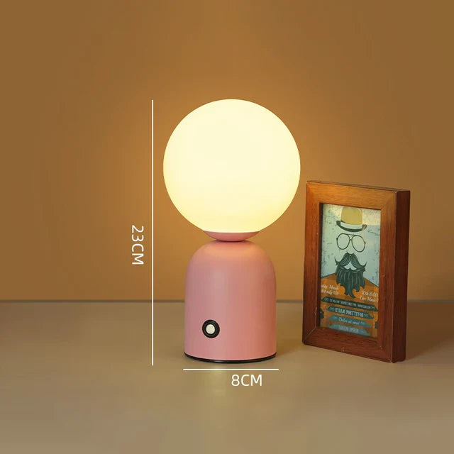 EcoGlow - ładowalna latarnia stołowa