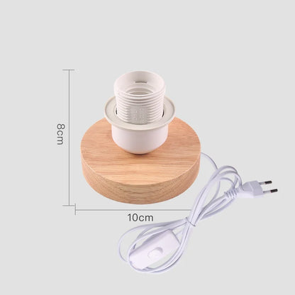 WoodWhimsy - drewniana lampa dekoracyjna w stylu retro