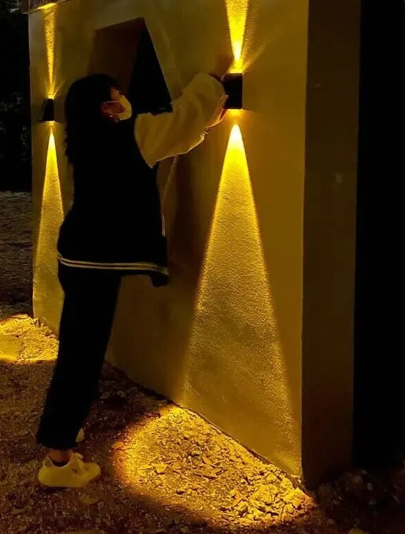 LumiFence - lampa do ogrodzeń ogrodowych