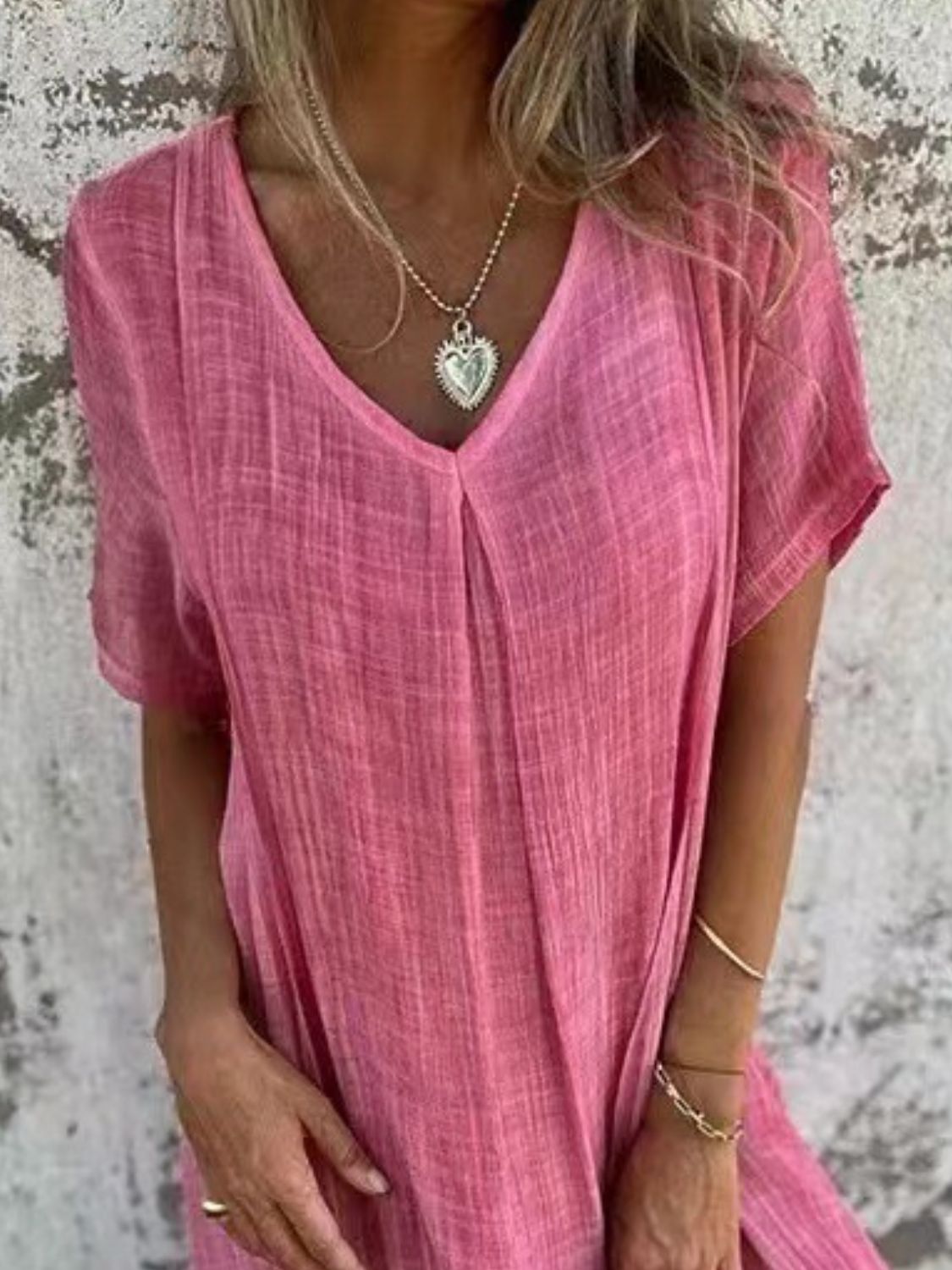 LB | Full Size V-Neck Sukienka midi z krótkim rękawem Plus Size
