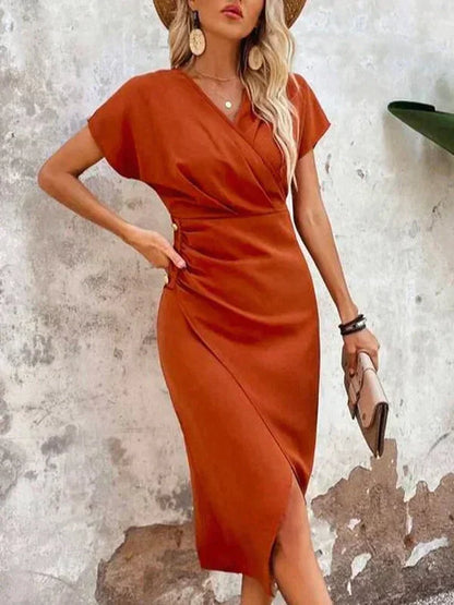 LB | Elegancka drapowana sukienka midi