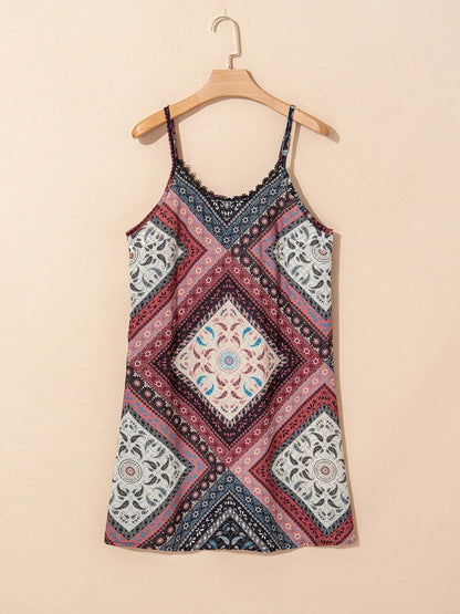 LB | Geometryczna sukienka mini we wzór paisley