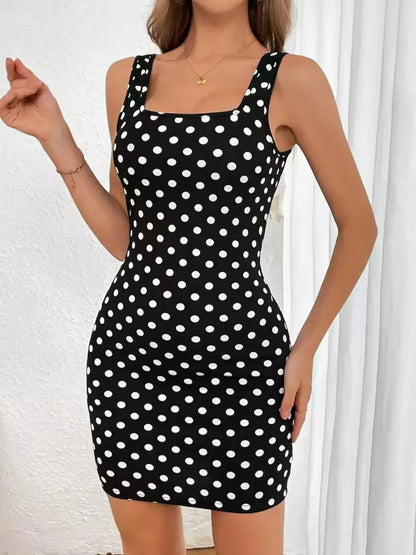 LB | Kontrastowa sukienka mini cami w kropki