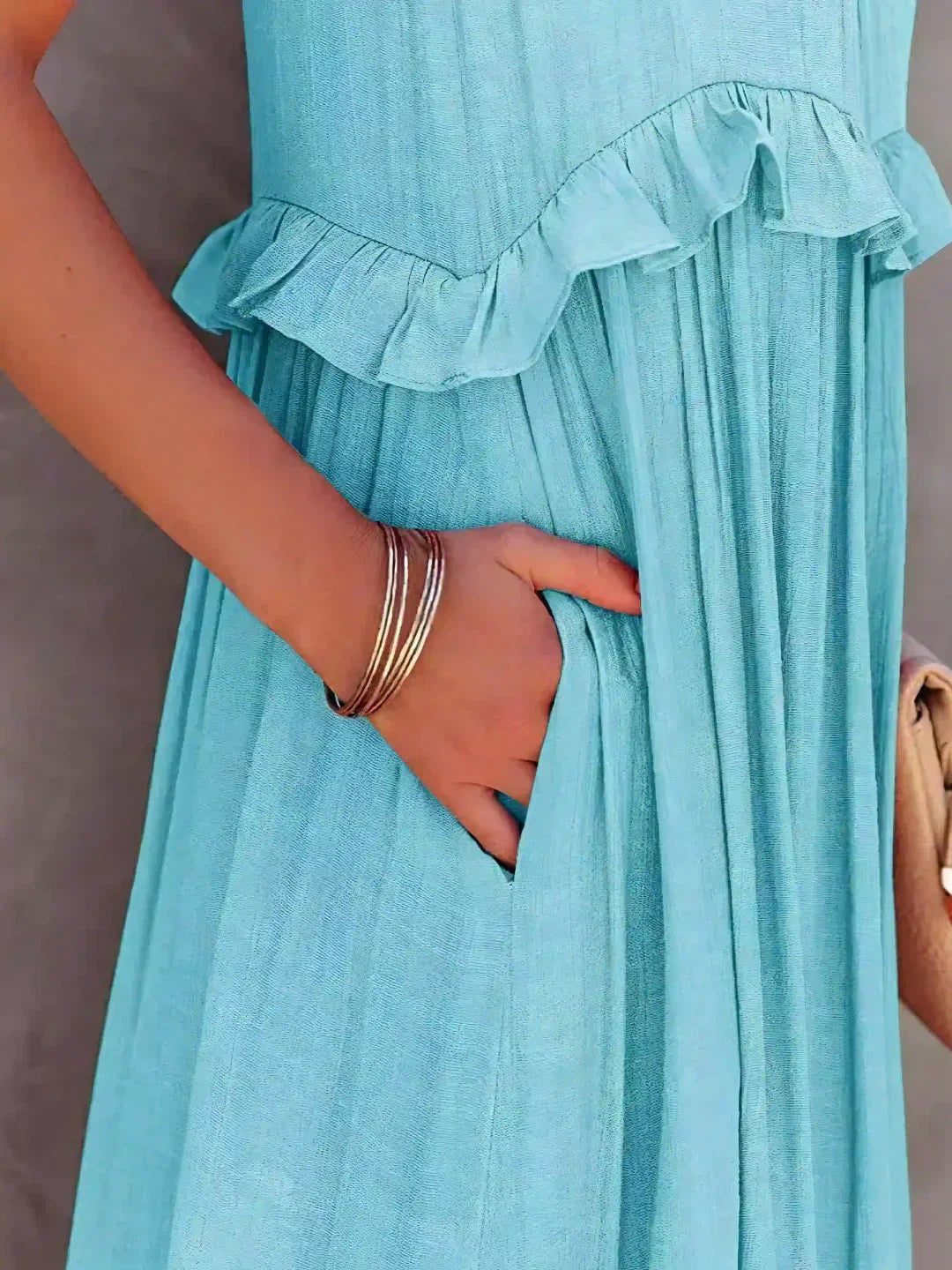 LB | Halter Ruffle Maxi Dress
