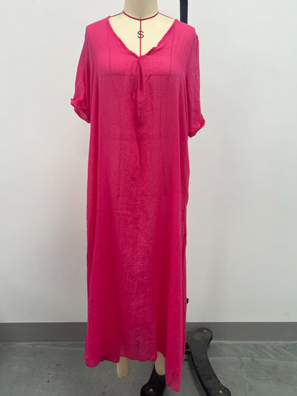 LB | Full Size V-Neck Sukienka midi z krótkim rękawem Plus Size