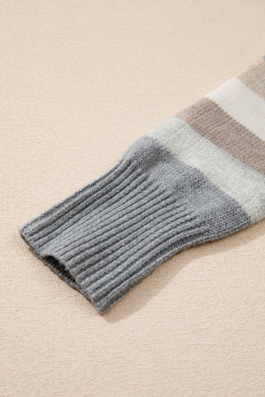 AS | Klasyczny i modny sweter zimowy