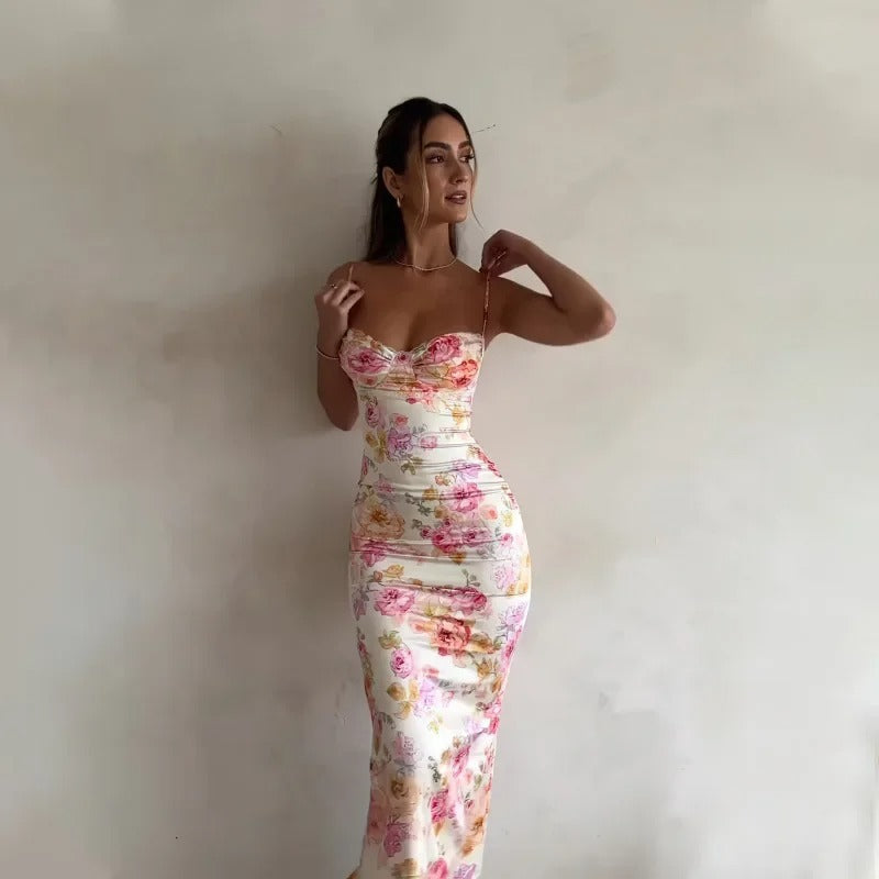 LB | Elegancka sukienka maxi w kwiaty z koronkowym wykończeniem