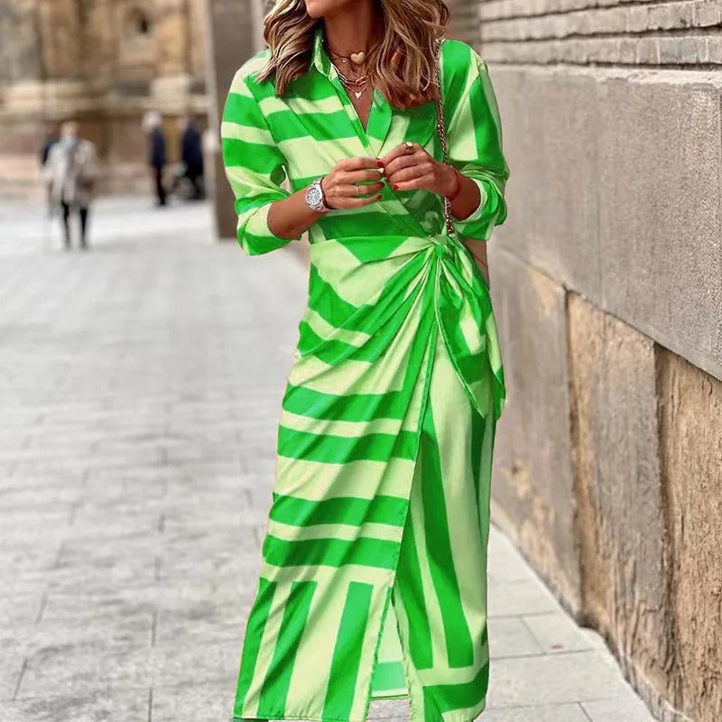 LB | Fashion Sukienka midi w paski z dekoltem w serek i sznurowaniem