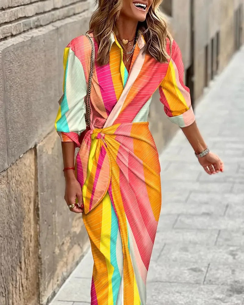 LB | Fashion Sukienka midi w paski z dekoltem w serek i sznurowaniem